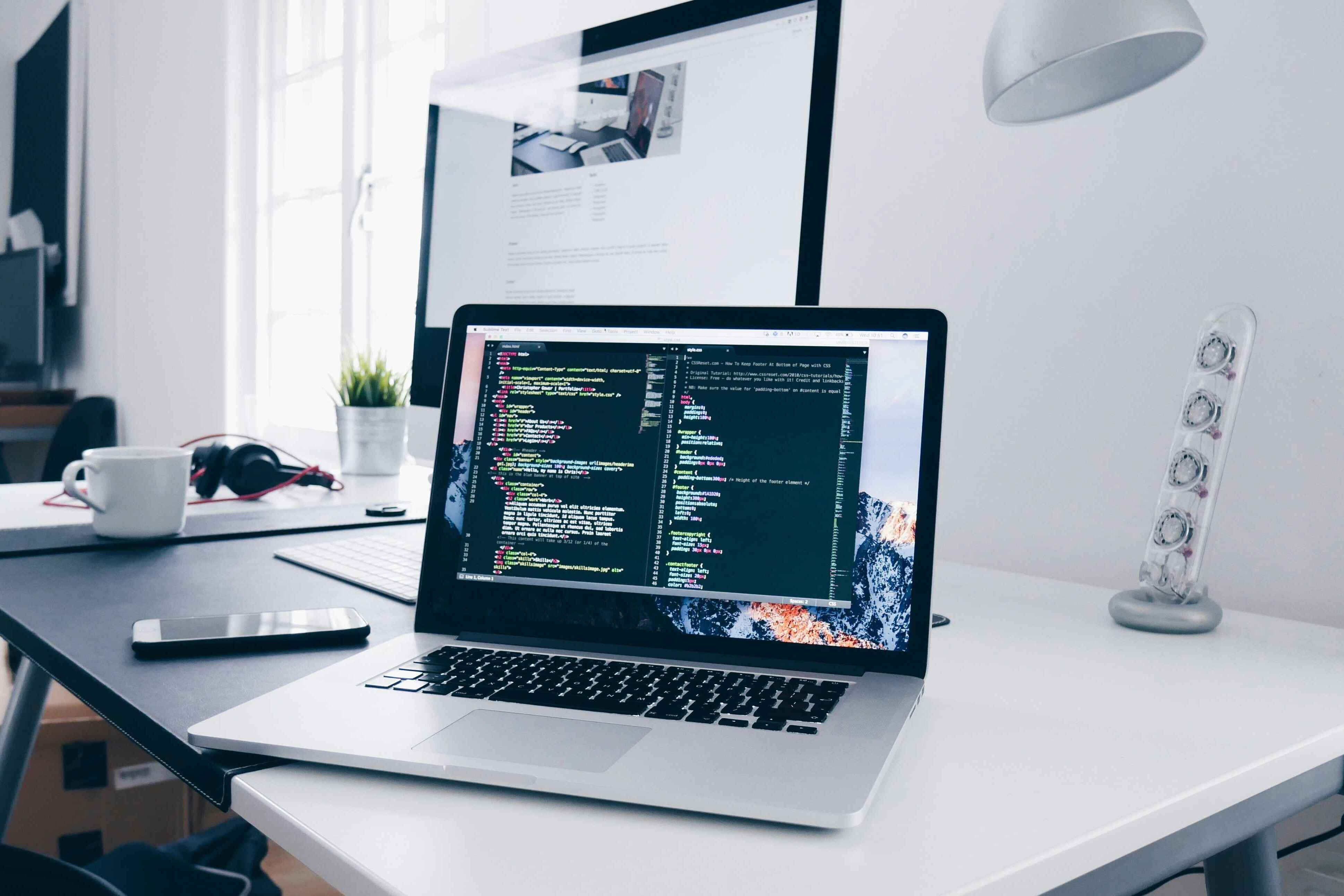 Centrum Integracji Społecznej FAMA w Kolnie - tworzenie stron internetowych. Photo by Element5 Digital on Unsplash